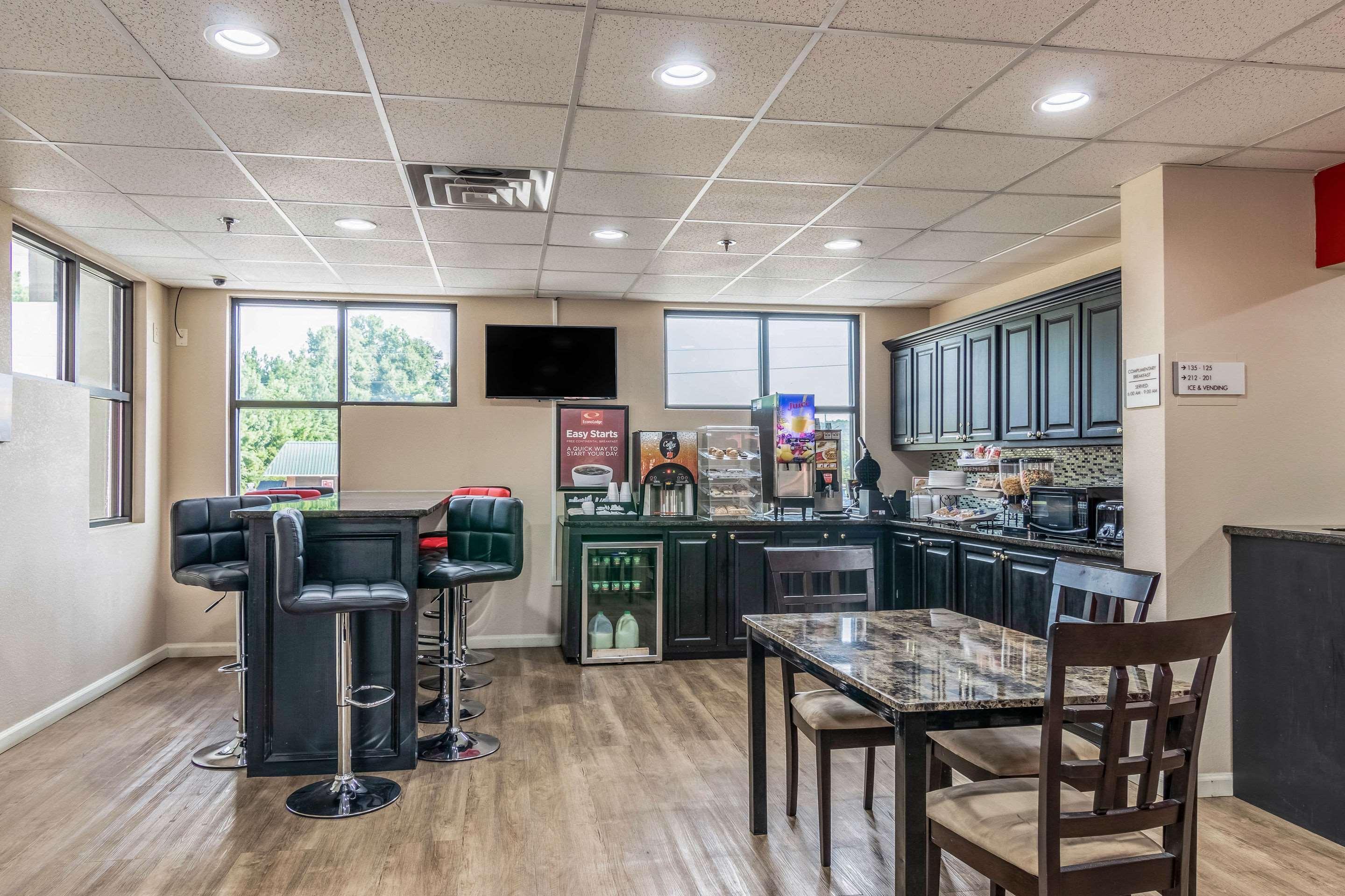 Americas Best Value Inn Opelika Εξωτερικό φωτογραφία