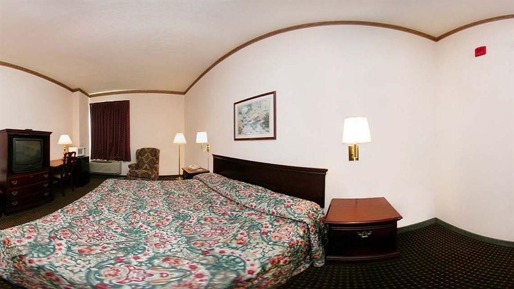 Americas Best Value Inn Opelika Εξωτερικό φωτογραφία