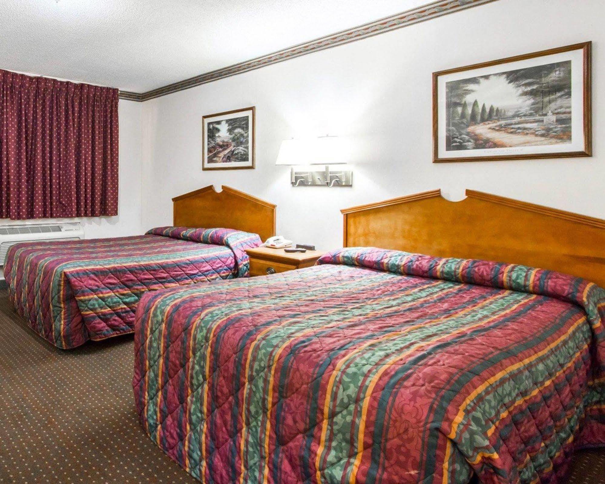 Americas Best Value Inn Opelika Εξωτερικό φωτογραφία