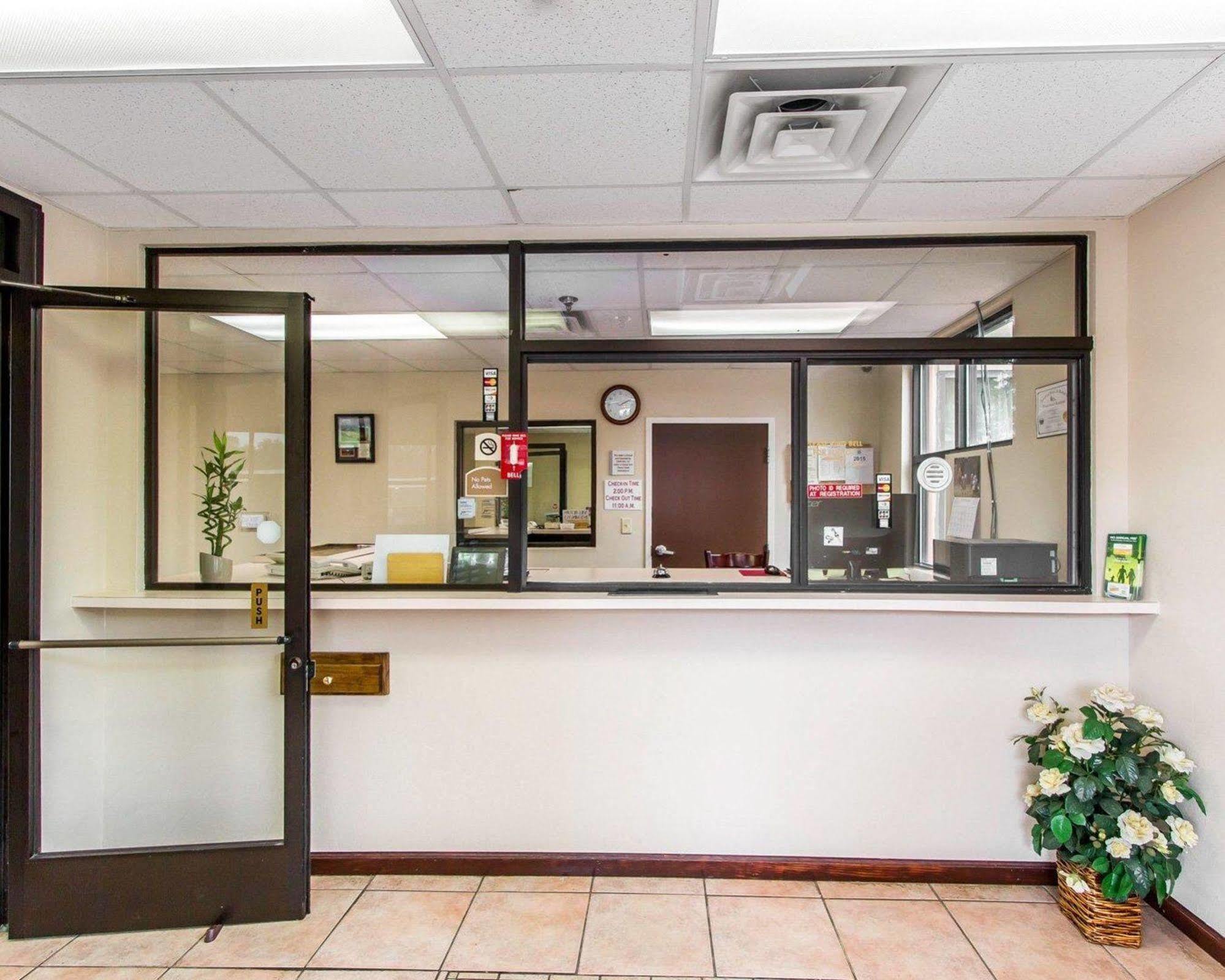 Americas Best Value Inn Opelika Εξωτερικό φωτογραφία